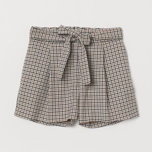 H&M DIVIDED Shorts with Tie Belt